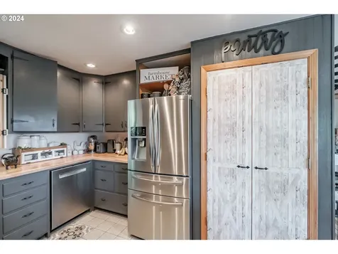 28622 Ridgeway Road Sweet Home OR 97386
