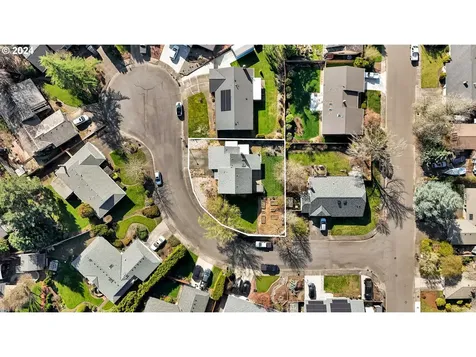 4855 NW Shaniko Court Portland OR 97229