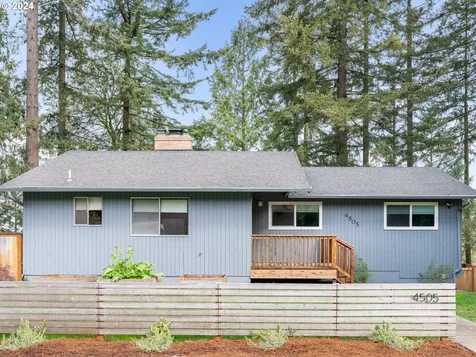 4505 SW Vesta Street Portland OR 97219