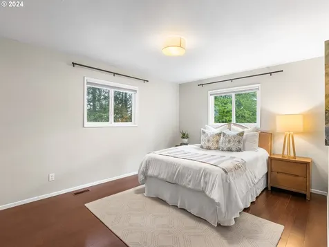4505 SW Vesta Street Portland OR 97219