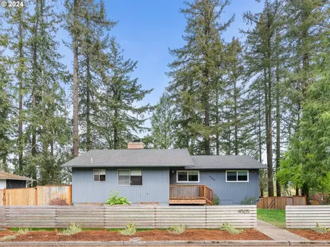 4505 SW Vesta Street Portland OR 97219