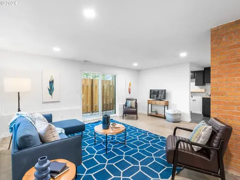 4505 SW Vesta Street Portland OR 97219
