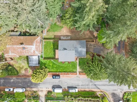 4505 SW Vesta Street Portland OR 97219