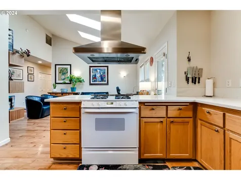 2631 Moon Mountain Drive Eugene OR 97403