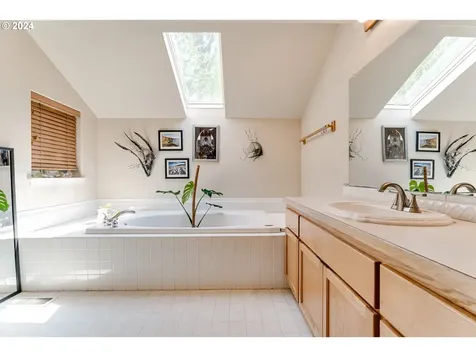 2631 Moon Mountain Drive Eugene OR 97403