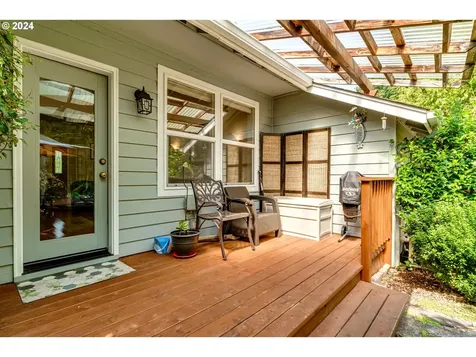 2631 Moon Mountain Drive Eugene OR 97403