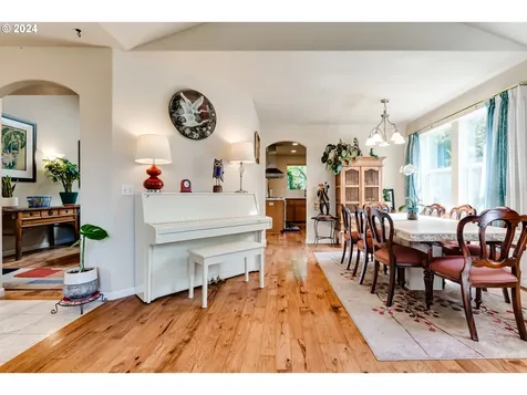 2631 Moon Mountain Drive Eugene OR 97403