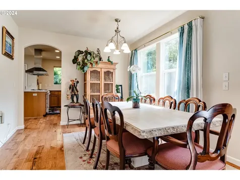 2631 Moon Mountain Drive Eugene OR 97403