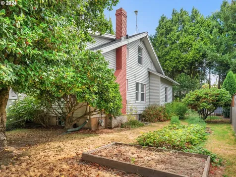 3968 N Concord Avenue Portland OR 97227