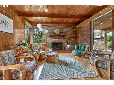 3545 SE Harold Court Portland OR 97202