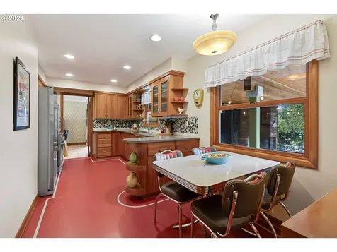 3545 SE Harold Court Portland OR 97202