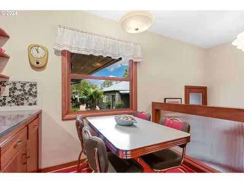 3545 SE Harold Court Portland OR 97202