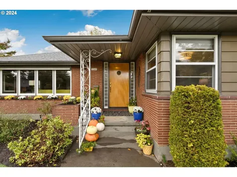 3545 SE Harold Court Portland OR 97202