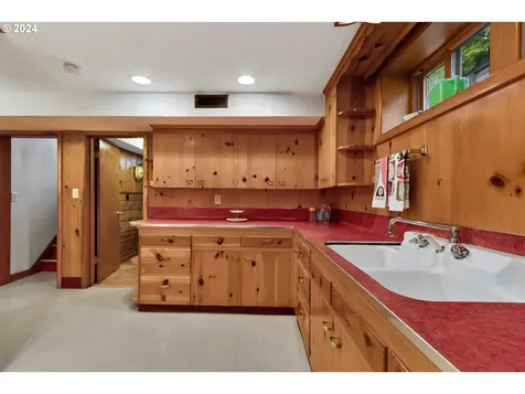 3545 SE Harold Court Portland OR 97202