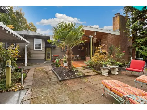 3545 SE Harold Court Portland OR 97202