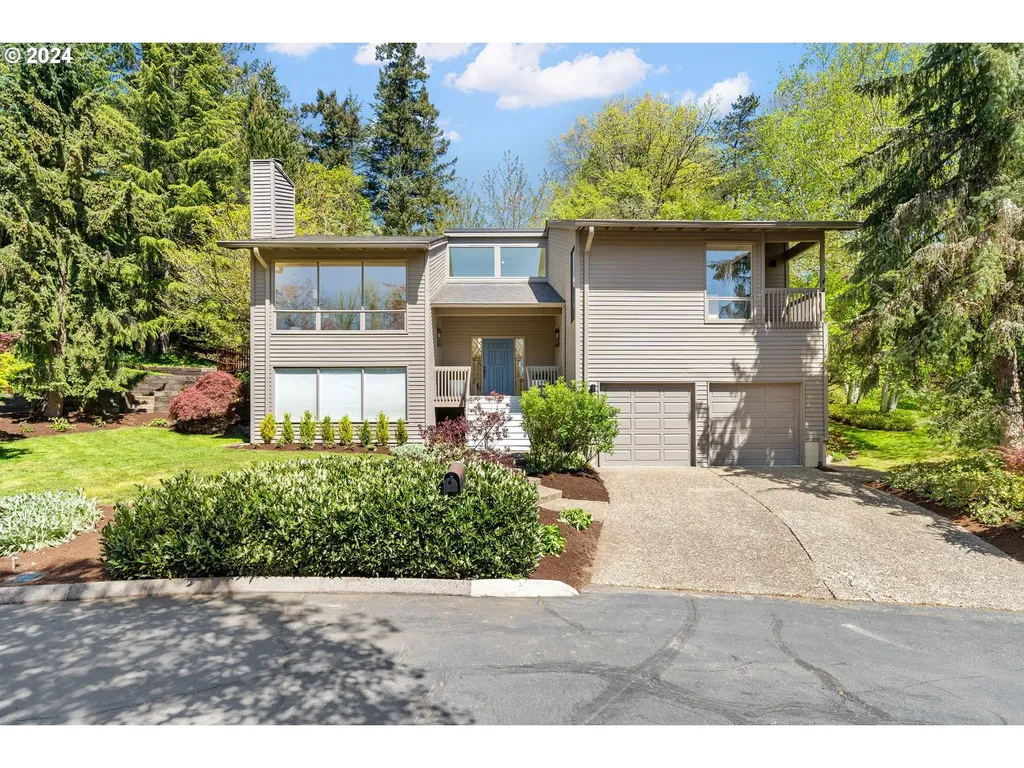 5745 Sw Gaines Court Portland OR 97221