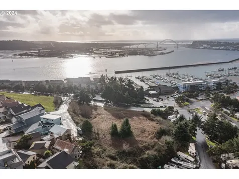 1005 SE Bay Boulevard Newport OR 97365