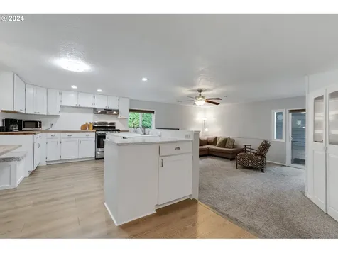 9855 Sw Pembrook Street Portland OR 97224