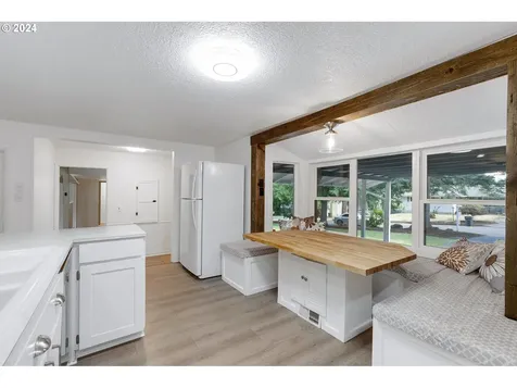 9855 Sw Pembrook Street Portland OR 97224
