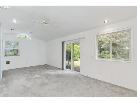 9855 Sw Pembrook Street Portland OR 97224