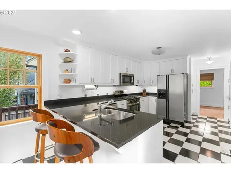 3124 Ne Fremont Street Portland OR 97212