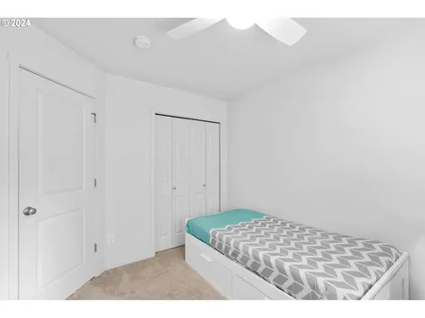 2227 NE 118th Place Vancouver WA 98684