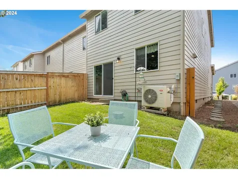 2227 NE 118th Place Vancouver WA 98684