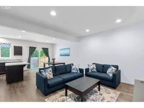 2227 NE 118th Place Vancouver WA 98684