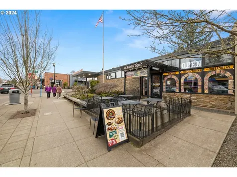 8770 Sw Burnham Street Portland OR 97223