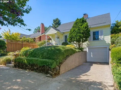 1629 SE Malden Street Portland OR 97202