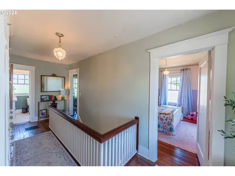 1021 S 4th Street Coos Bay OR 97420