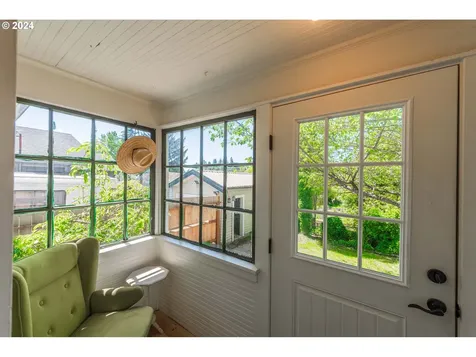 1021 S 4th Street Coos Bay OR 97420