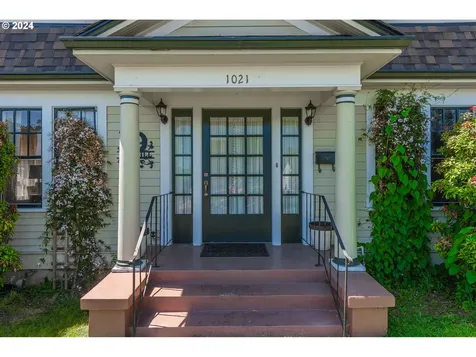 1021 S 4th Street Coos Bay OR 97420