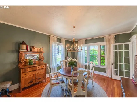 1021 S 4th Street Coos Bay OR 97420