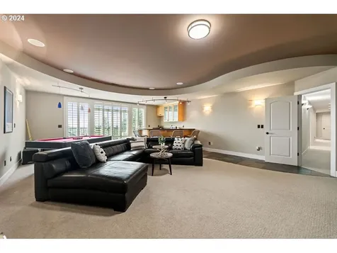 3095 Nw Gravenstein Street Camas WA 98607