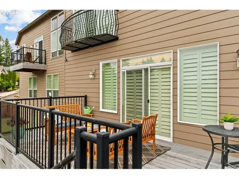 3095 Nw Gravenstein Street Camas WA 98607