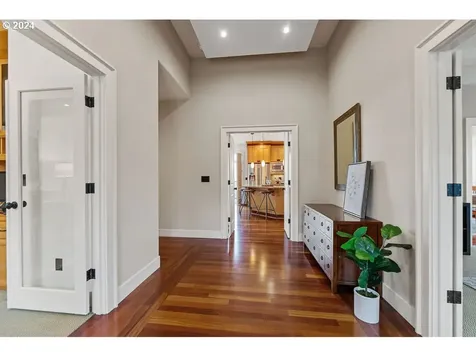 3095 Nw Gravenstein Street Camas WA 98607