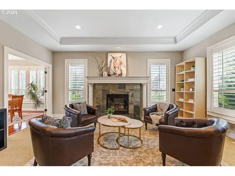 3095 Nw Gravenstein Street Camas WA 98607