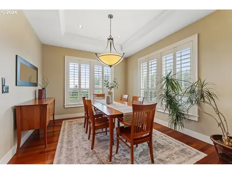 3095 Nw Gravenstein Street Camas WA 98607