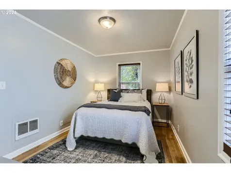 7525 N Fessenden Street Portland OR 97203