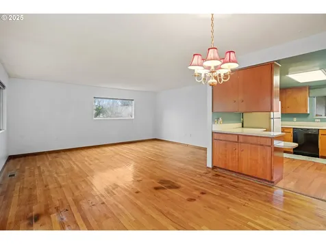 16570 SW Royalty Parkway Portland OR 97224