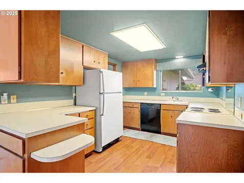 16570 SW Royalty Parkway Portland OR 97224