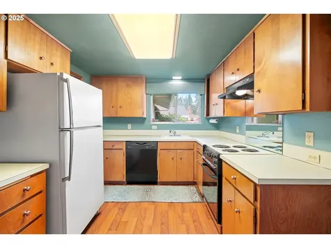 16570 SW Royalty Parkway Portland OR 97224