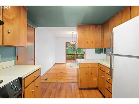 16570 SW Royalty Parkway Portland OR 97224