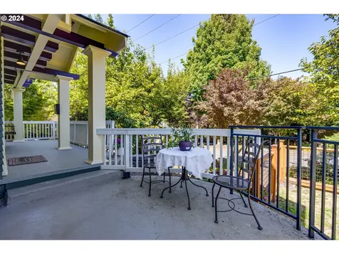 4908 NE Tillamook Street Portland OR 97213