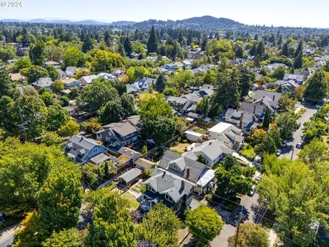 4908 NE Tillamook Street Portland OR 97213