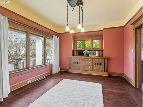 4908 NE Tillamook Street Portland OR 97213