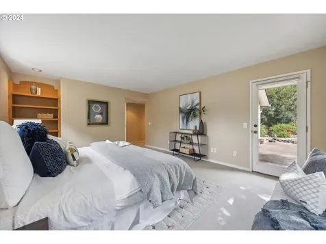 4720 SW 53rd Avenue Portland OR 97221