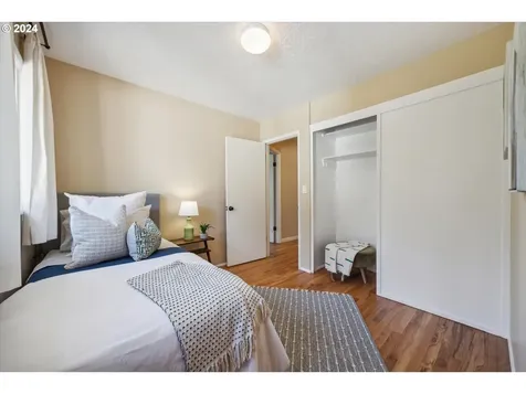 4720 SW 53rd Avenue Portland OR 97221