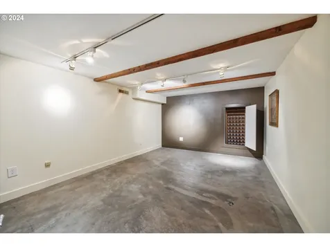 4720 SW 53rd Avenue Portland OR 97221